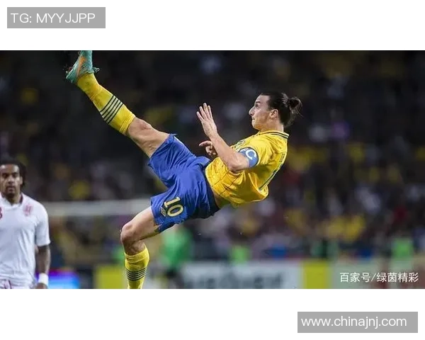 足球明星游戏黄金爆头带你体验极致射门快感与团队协作的完美结合